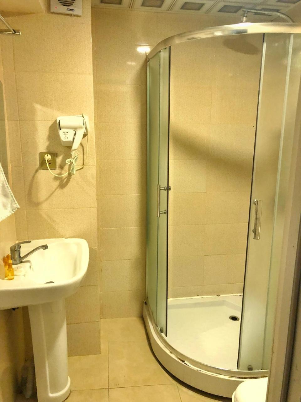 Pegas Hotel Баку Екстериор снимка